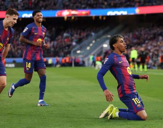 Barcelona shkatërron Mallorcën, por arbitrimi vazhdon të jetë skandal në La Liga