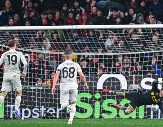 Eksperti i arbitrazhit Marelli kundër penalit të Napoli-t: 'Kontakti në Vergara ishte tepër i lehtë'