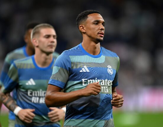 Real Madrid pa Vinicius dhe Bellingham për sfidën me Valenciën, Arbeloa zgjedh listën e lojtarëve